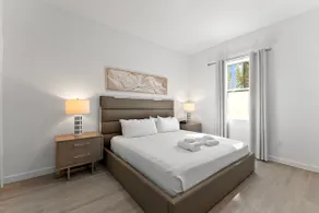 Modern 4BR Home | Pool + Parking | Disney 15min - Image 4
