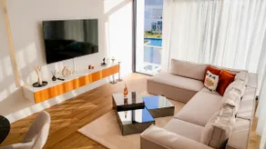 Penthouse | Pool & Mountain View · Spa & Beach - Image 4