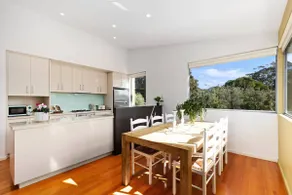 Point Lonsdale Seaside Escape - Image 4