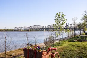 Ohio Riverfront Retreat w/Game Room, Walk to - Image 5