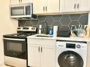 *GATED parking Quiet Location + POOL, GYM, SAUNA* - Image 3