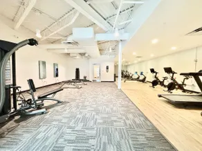 *GATED parking Quiet Location + POOL, GYM, SAUNA* - Image 5