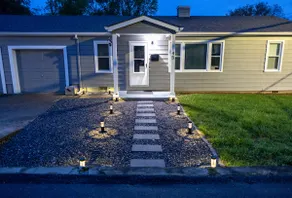 Designer 2BR • King Bed • Walk to Main Street - Image 3
