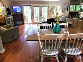 2 Story Condo w/Balcony & Pool! - Image 3
