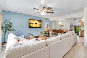 * NEW * 3BR Pool & Hot Tub l 10 min to Beach - Image 5