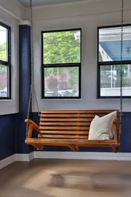 Queen City Blue- Historic Charmer Luxurious Living - Image 3
