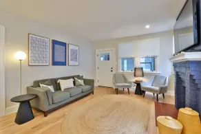 Queen City Blue- Historic Charmer Luxurious Living - Image 5