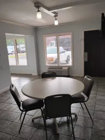 (142) Gated - 2 Double Beds Studio w/ Full Kitchen - Image 2