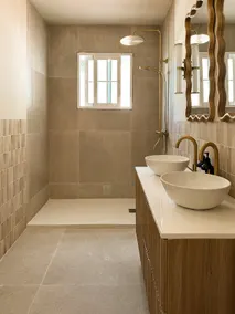 Family Villa + Private guest Apartment - Image 5