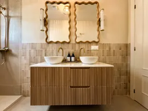 Family Villa + Private guest Apartment - Image 4