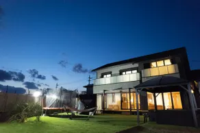 hau'oli｜Up to 20 people allowed! A luxury mansion to enjoy with friends and family | Pets allowed! BBQ available! - Image 2