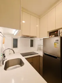 Gentle corner in Causeway Bay: Comfortable two bedrooms, direct access to elevator, 2 minutes to subway, chill and beautiful accommodation - Image 5