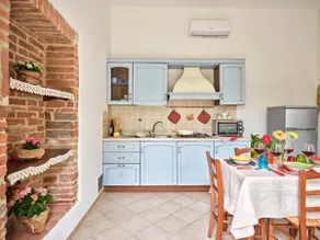 ”Il Melograno” apartment with pool - Image 5