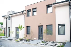 Velora Studio: Modern & Central Stay - Image 5