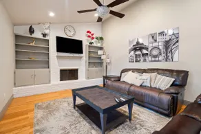 Spacious 4BR w/ Fenced Yard - Image 5