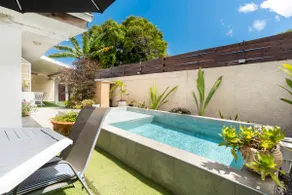 Modern Pool Guesthouse, 5 min to Beach – Punaauia - Image 5