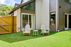 Renovated! Coastal 3 Bedroom in the Heart of MTP - Image 2