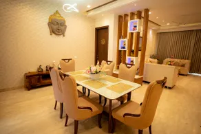 Luxury 3BHK I PetOKI AC-Kitchen-Balcony-Netflix-CarPark - Image 2