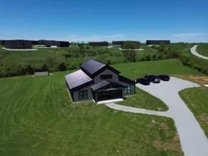 Distillery Overlook Barndo Home - Image 3