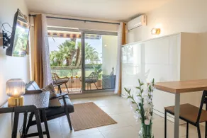 Waterfront Studio, Boulevard du Midi, Terrace, Parking - Image 5