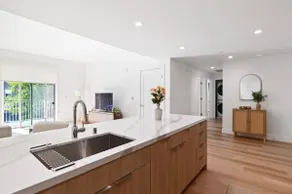 Chic-Roomy 2Br 2Ba/Pool • Near Levis, Apple, Nvdia - Image 2