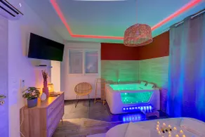 House-Romantic-Countryside view-Private Bathroom - Image 4