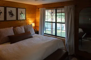 Modern Peaceful Log Cabin | King Beds | Near Lake - Image 4