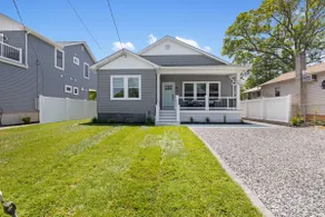 Bay Breeze Cottage - Brand New! - Image 3