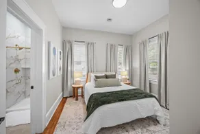 ECU Hidden Gem: Walkable•Central•Cozy - Image 5