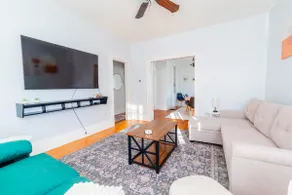 Davis SQ 4BD/Free Parking/7 Min to Harvard & MIT - Image 3