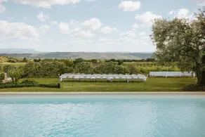 Farmhouse with pool, tennis, pétanque, studio and view - Image 2