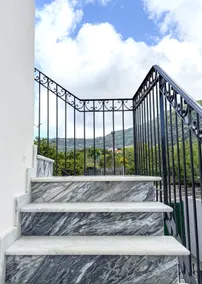 Entire Villa within walking distance of the sea and Sorrento - Image 5