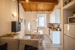 Elegant residence in the historic center, 10 minutes from the spa - Image 5