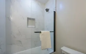 Cozy 1BR Apartment in DC walking to Metro station - Image 5