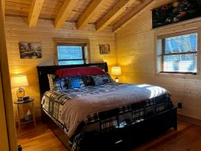 Charming Creekside Cabin Franklin, NC - Image 4
