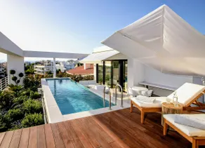 The ROSE Luxury Penthouse with Private Swimming Pool - Image 2