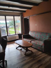 (142) Gated - 2 Double Beds Studio w/ Full Kitchen - Image 3