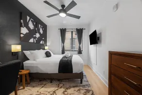 Central & Immaculate| 3BRs w/ 2 Decks + Workspace - Image 4