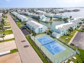 Blue Pearl | 2BR Condo | Pool - Image 3