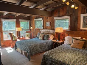 Rustic Log Cabin with Spectacular Mountain Vistas in Piedmont Region, Virginia - Image 3