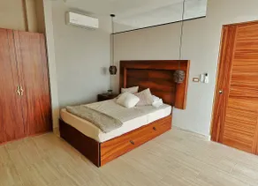Orchid House (house 6) - Image 4