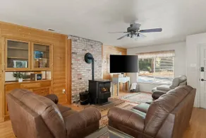 Sacramento River Retreat | 3BR Family Getaway - Image 2