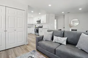 Cozy 2BR Home Close to Downtown Azusa - Image 4