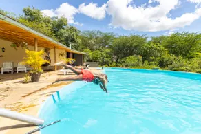 Majestic Villa w/ Pools & Outdoor Bar in Maanzoni - Image 2