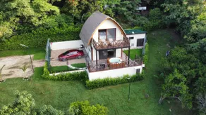 Tropical paradise, deluxe duplex cabin - Image 2