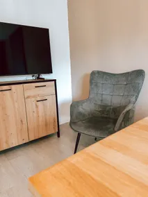 P7 -Entire apartment - quiet location by the river - Image 4