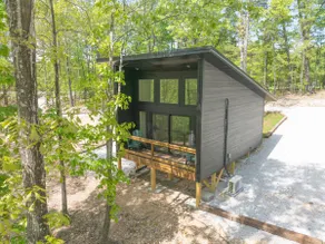 Elm Springs Hollow Modern Cabin, 3 mi. to BNR - Image 3