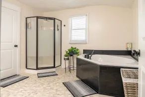 Fun Home W/Jetted Tub-Retro Games-DVDs-Yard Games - Image 4