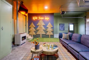 Wild Timber Lodge: Golf Sim, Sauna, Bars, 10 acres - Image 4
