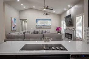 35% OFF - Luxury Home Near The Strip - Image 3
